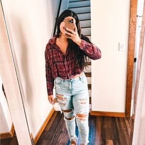 American Eagle cropped hooded distressed flannel medium